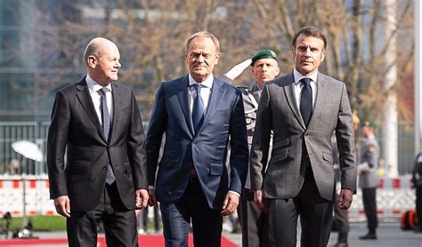 Macron Scholz Tusk Putin Deve Fallire