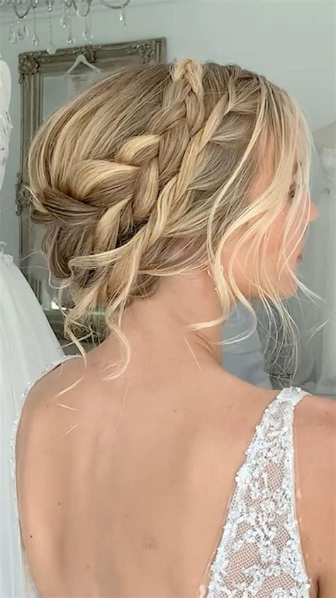 Trending Now Boho Chic Messy Bun Wedding Hairstyles Artofit