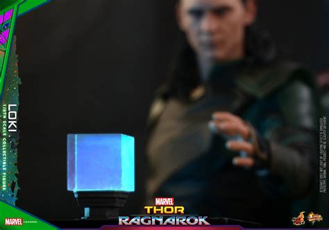 Hot Toys Thor Ragnarok Loki 1 6 Scale Figure The Toyark News