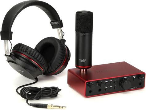 Focusrite Scarlett 2i2 Studio 4th Gen Recording Bundle Sweetwater