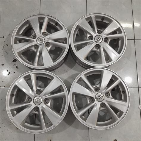 Jual Velg Copotan Bekas Original Standar Avanza Veloz R15 Lebar 5 Inch