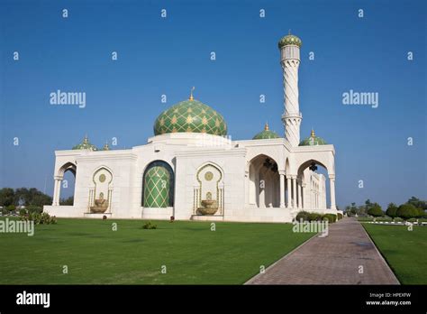 Zulfa Mosque Seeb Oman Hi Res Stock Photography And Images Alamy