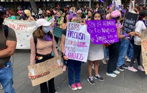 M Consignas De Justicia Y Miles De Mujeres As La Marcha Feminista