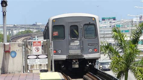 Miami Dade Transit Metrorail 1984 Budd Orange Line At Earlington