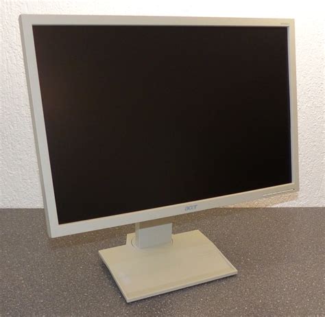 Acer B223W B 55 9 Cm 22 Zoll 1680 X 1050 Pixel Monitor VGA DVI Grau