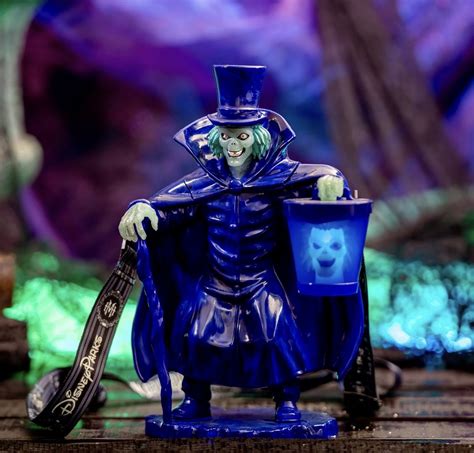 Hatbox Ghost Sipper Coming To Disneyland Disney Mouseketeer