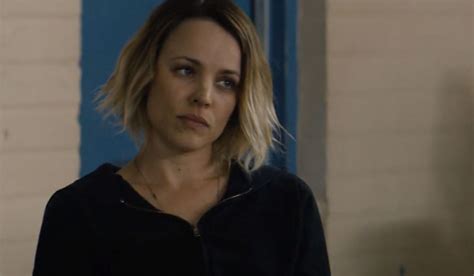 Rachel Mcadams Pokazala Dlake Ispod Pazuha Domino Magazin Srbija