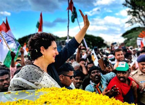 Kolar Congress General Secretary Priyanka Gandhi Holds A Roadshow