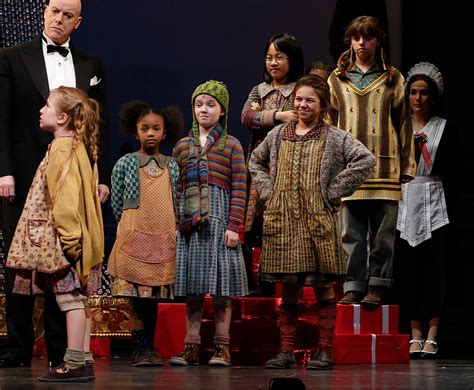 Annie Orphans Costumes