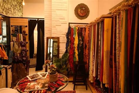 32 Best Ethnic Wear Brands In India To Shop From In 2024