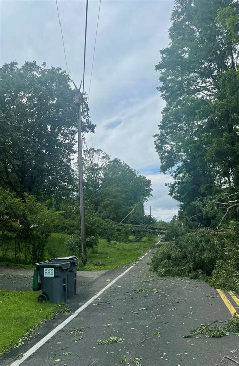 Severe Thunderstorms Leave Thousands Without Power Possible Floods