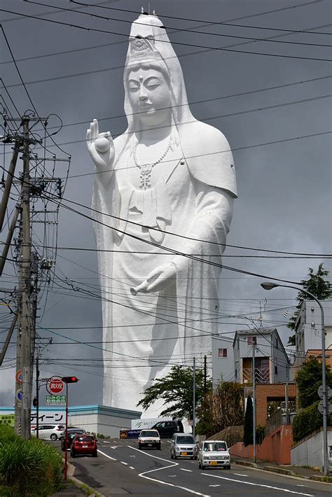 Sendai Daikannon Sendais Huge Statue Of Kannon The Buddh Flickr