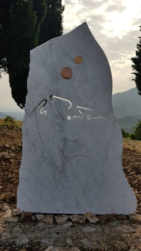 Fondi Inaugurato Il Monumento Dedicato A Marco Pantani Sulla Vetta