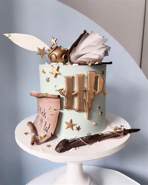 Harry Potter Birthday Cake Ideas White Harry Potter Cake Artofit