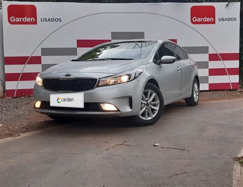 Kia Cerato 2017 Carden