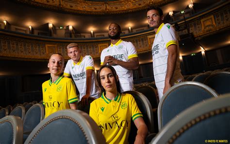 FC Nantes MAILLOTS 2023 2024 Entre élégance et tradition