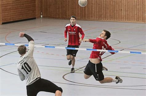 2 Faustball Bundesliga Männer TSV Grafenau springt auf Rang zwei und