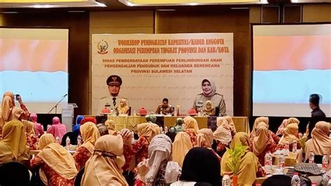 Buka Workshop Peningkatan Kapasitas Kader Organisasi Perempuansekprov Harap Perempuan Mengambil