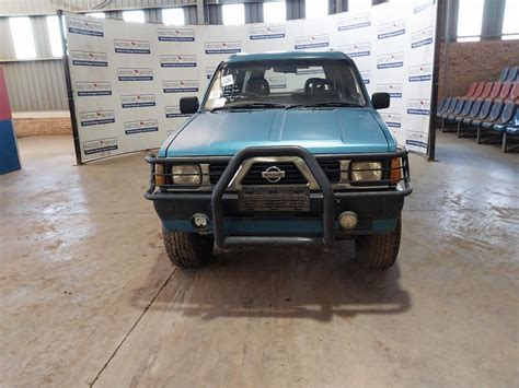 Auction Nation NISSAN SANI 2 7 T D 4x2 Mk2 S W EXEC GEN S W