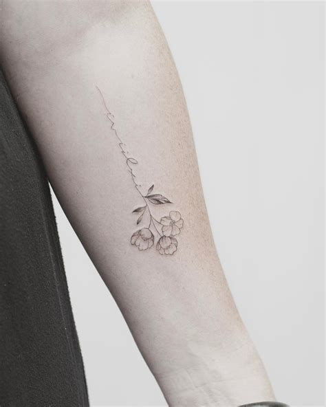 Single Needle Flower Flower Tattoo Tattoos Geometric Tattoo