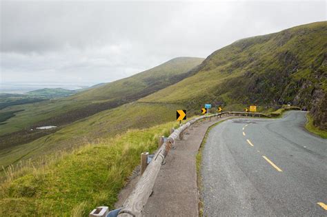 Driving The Dingle Peninsula Ireland Earth Trekkers