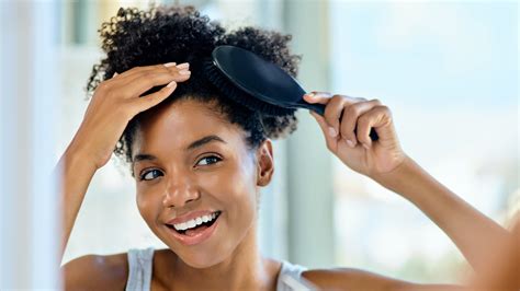 Flat Brushes Vs. Round Brushes: Which One Is Right For Your Hair?