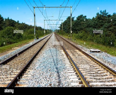 Zwei schienen Fotos und Bildmaterial in hoher Auflösung Alamy