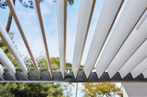 Pergola Lames Orientables Motoris Es Gustave Rideau