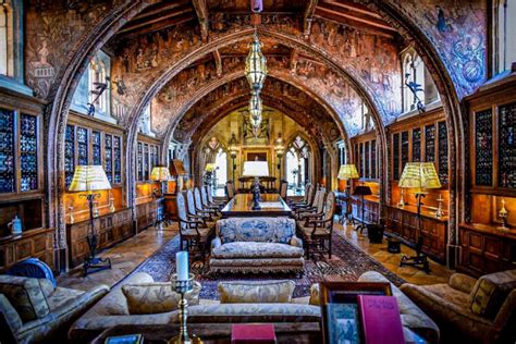 Explore Hearst Castle In San Simeon CA