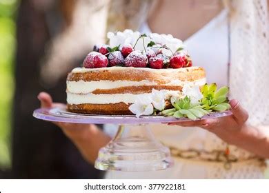 Im Genes De Naked Cake Im Genes Fotos Y Vectores De Stock Shutterstock