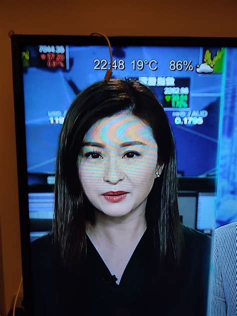 十點無記財經，個女主播鄭瑩 金融財經投資區 香港討論區 Hk 香討．香港 No 1