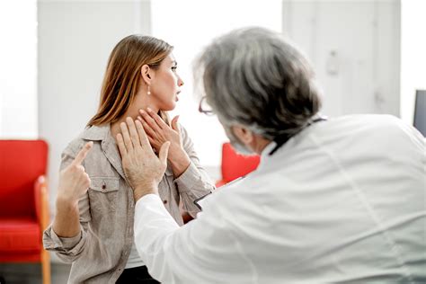 Garganta Inflamada Veja Os Sintomas Causas E Tratamentos