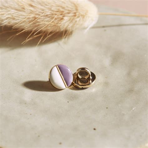 Wink Buttons Off White Divine Parma Atelier Brunette