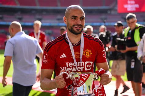 Italian Press React To Sofyan Amrabat Performance For Manchester United