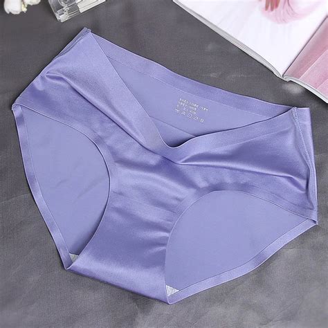 Ice Silk Seamless Panties Natural Comfort One Piece Seamless Briefs