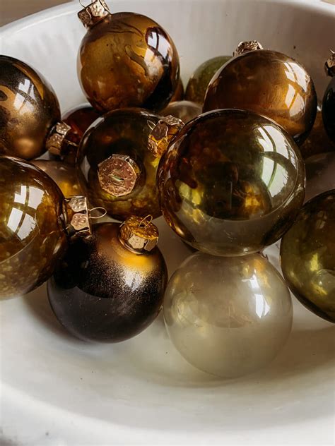 Diy Tinted Glass Amber Ornaments The Rural Legend