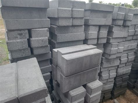 Cement Interlocking Concrete Blocks In X In X In At Rs Piece