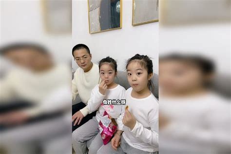 都说女儿像爸爸，你们看像吗？都说爸爸女儿