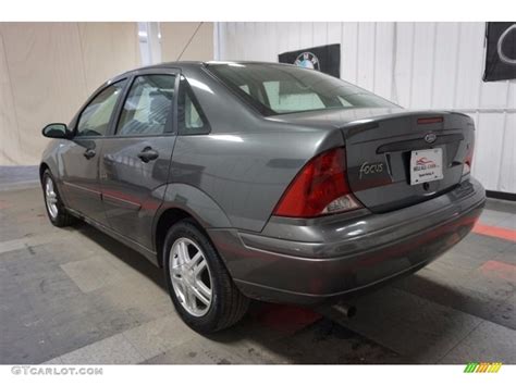 Liquid Grey Metallic Ford Focus Se Sedan Photo