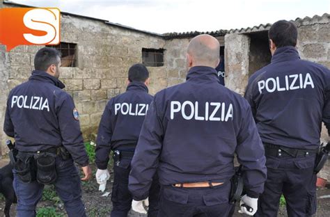 Caltanissetta Migranti Rivolta In Cpr Pian Del Lago Sassi Contro Polizia