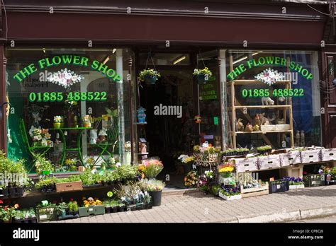 Flower Shop Exterior High Resolution Stock Photography and Images - Alamy