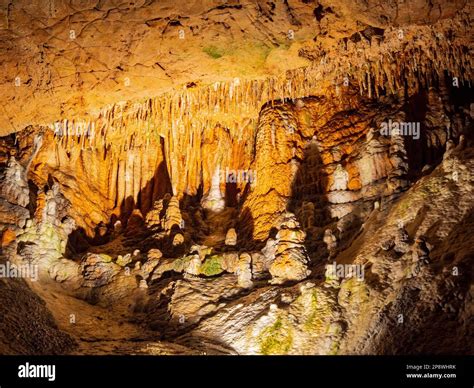 Interior View Of The Meramec Caverns At Missouri Stock Photo Alamy