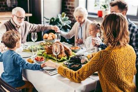 How To Have a Spiritual Thanksgiving Celebration