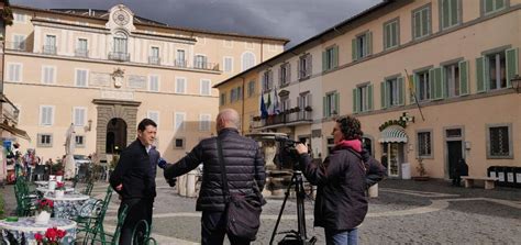 Castel Gandolfo Da Meta Religiosa A Turistica Il Sindaco De Angelis