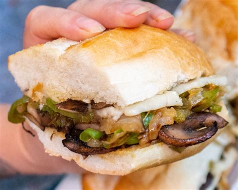 Philly Cheesesteak Sandwich Recipe With Mushrooms Deporecipe Co