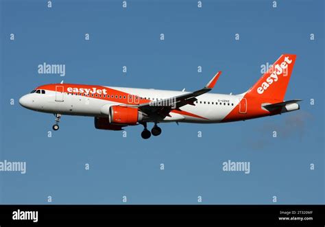 An Airbus A320 Neo Of Easyjet Approaching London Gatwick Airport Stock