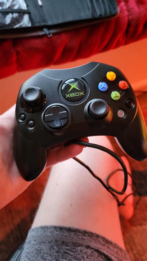 cleaned   og xbox controller  replaced  stick caps