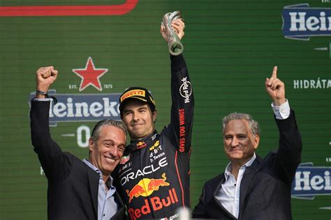 Checo P Rez Llega A Podios En La F Rmula