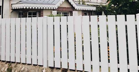 A Brief Guide To Different Styles Of Vinyl Fences Fence Business