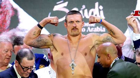 Usyk reviendra t il dans la catégorie des poids lourds après sa